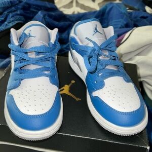 Boys air jordan 1 lows